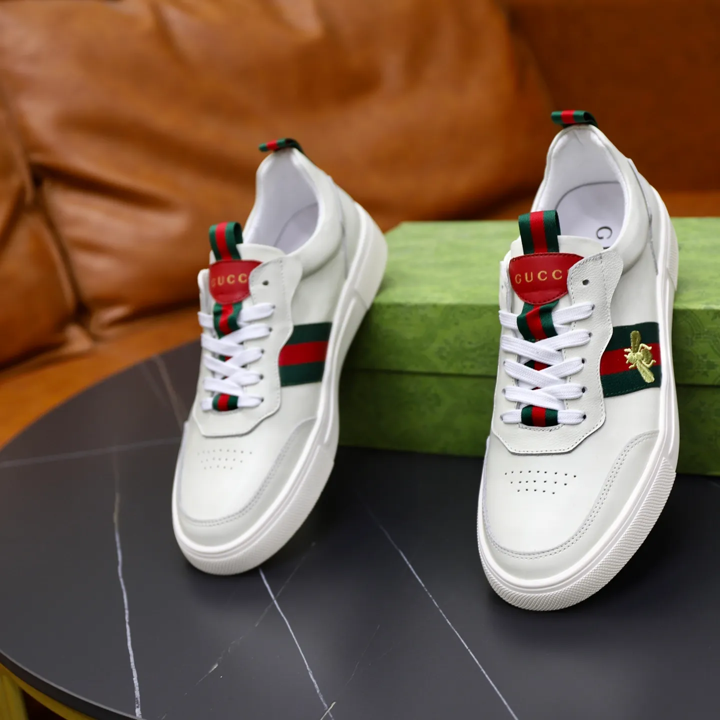 Ex-factory price: 462💰🙅‍♂️🙅‍♂️🙅‍♂️ Brand: GUCCI Standard code: 38-44 (45 customized) Grade: Same as the official website Material: Original leather splicing Comfortable and breathable pigskin lining Original wear-resistant outsole Style category: Men's fashion casual shoes Running sneakers Distinguished luxury brand elements Top luxury Color: actual picture color